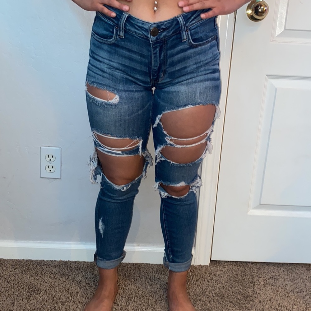 American eagle dark blue ripped jeans